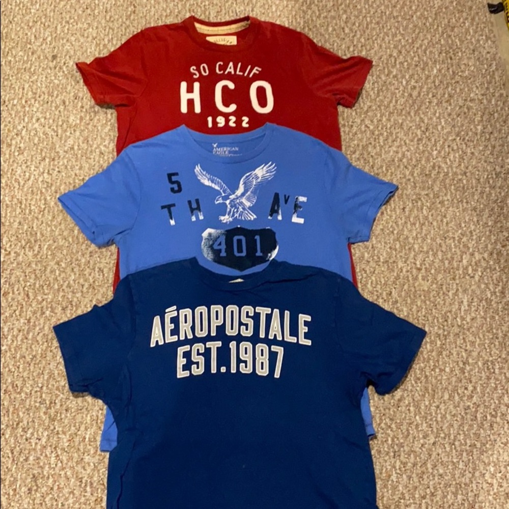 3 Tee Bundle Early 2000’s
